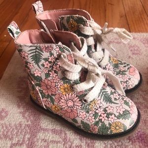 Cat & Jack toddler boots